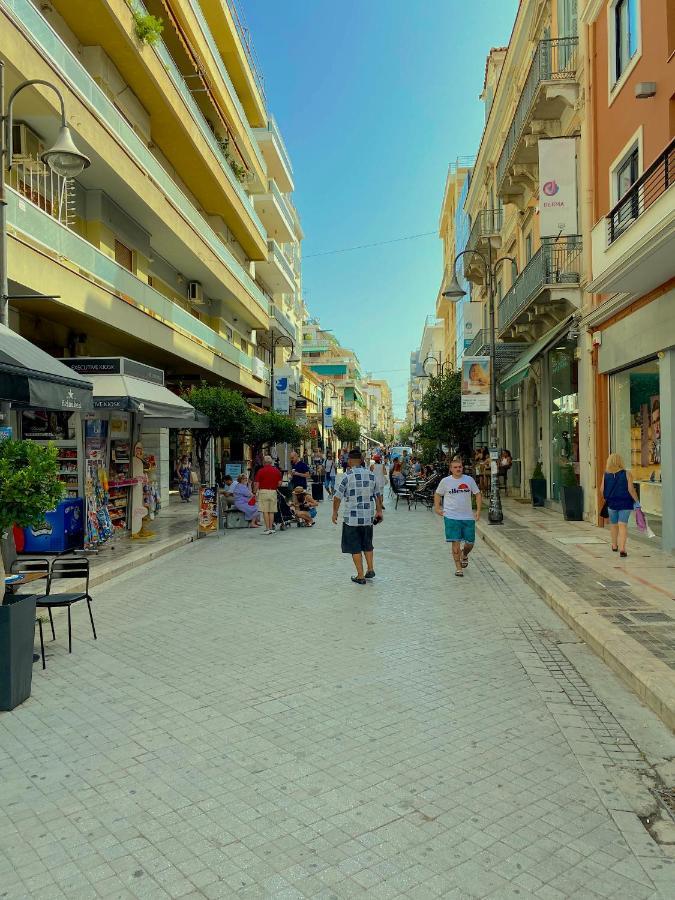 Happy Place! Big, Bright & Central - Ideal For Families And Groups Of Friends Patras Dış mekan fotoğraf